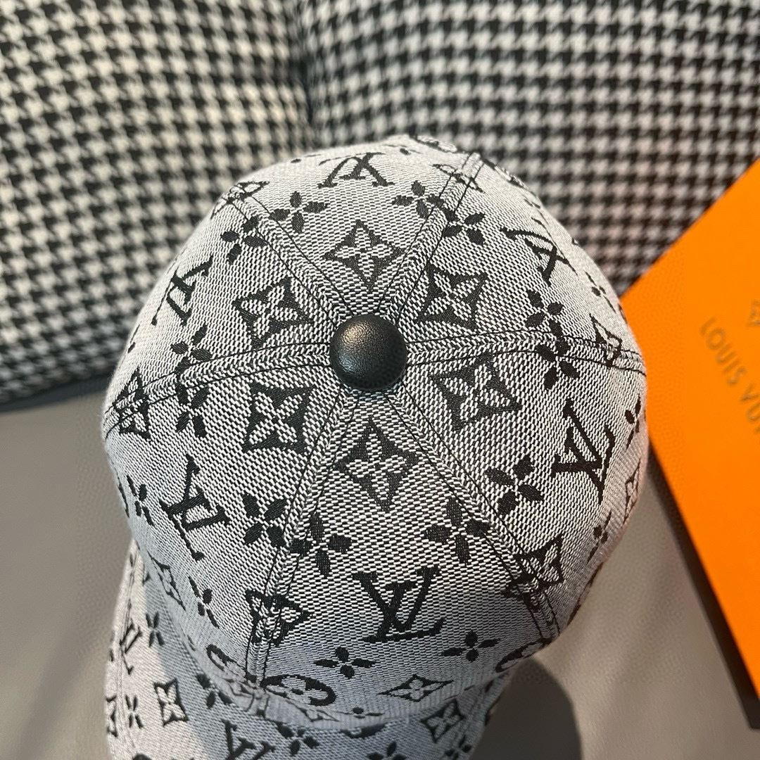 Louis Vuitton Caps